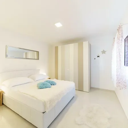 Apartmani Carmen Bibinje Exterior photo