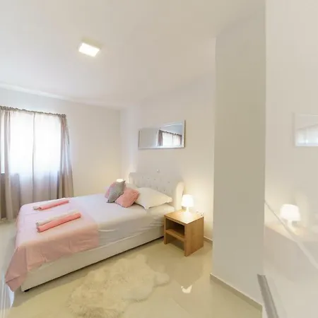 Apartmani Carmen Bibinje Exterior photo