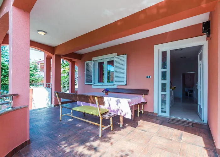 Apartmani Carmen