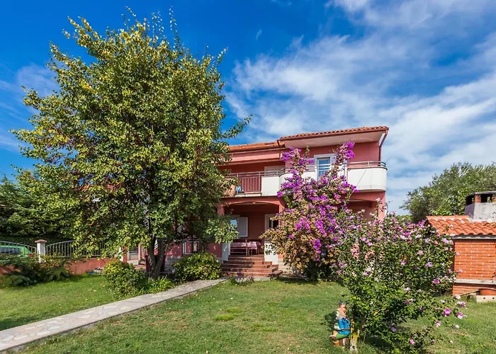 Apartmani Carmen