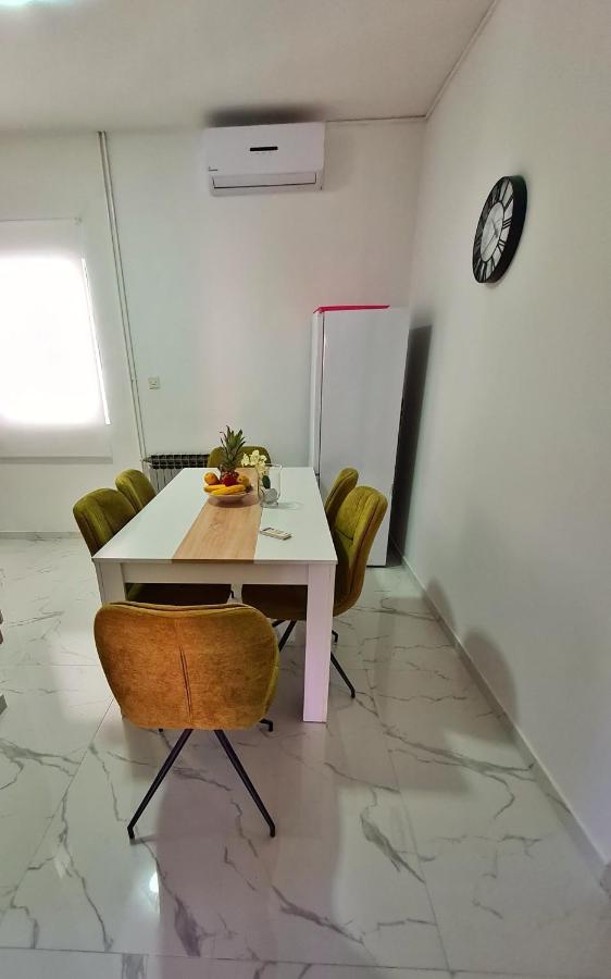 Carmen Apartment