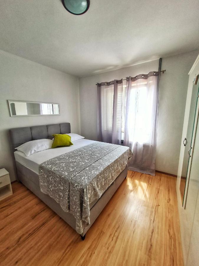 Carmen Apartment Bibinje